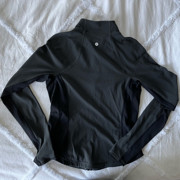 Lululemon shape jacket size 10 - Picture 2 of 4